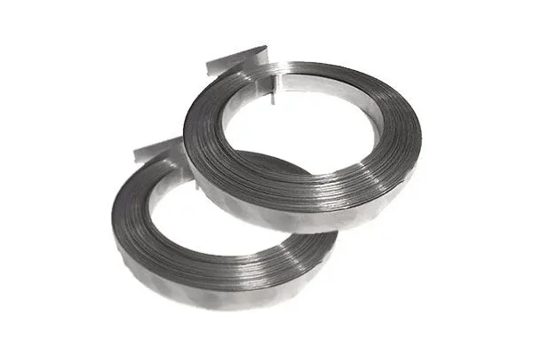 Qual a melhor fita de aço para amarração? Conheça os principais modelos
