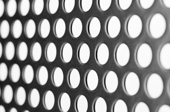 Fita perfurada para fixação: o que avaliar antes de comprar